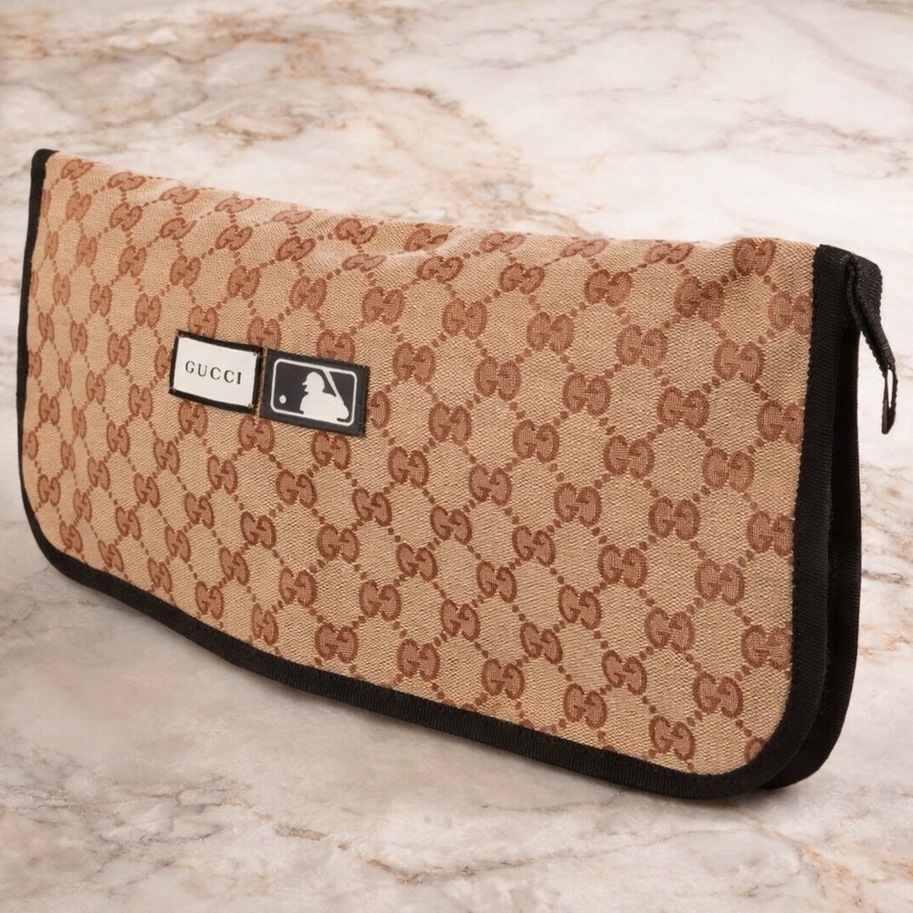 Gucci x MLB GG Canvas Toiletry Bag - Picture 13 of 14